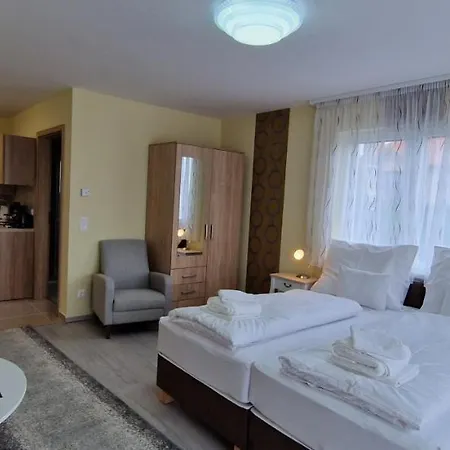 Vendégház Anton Apartmanhaz *